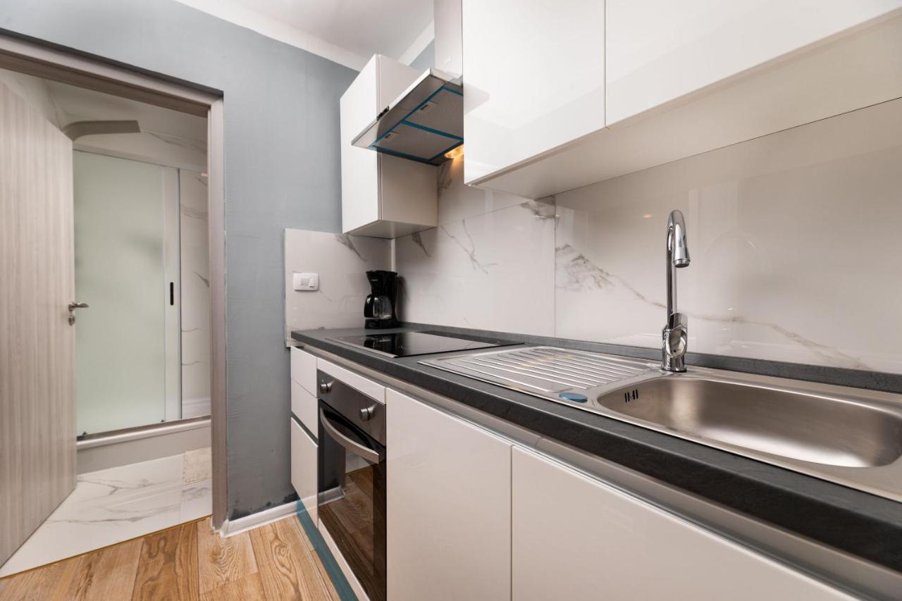 Apartments Vugrin Šilo Eksteriør billede
